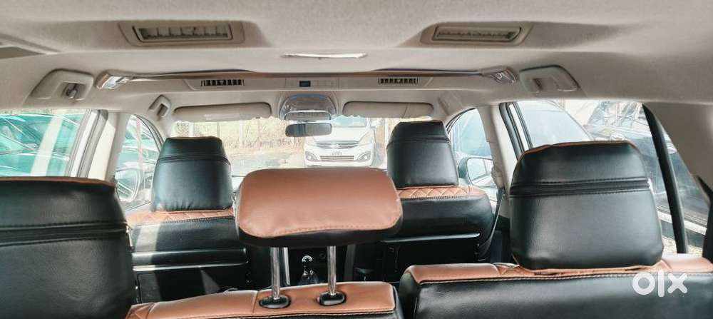 Toyota Innova Crysta 2.4 Vx Mt 8s, 2016, Diesel