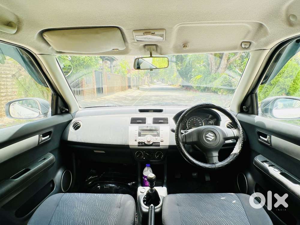 Maruti Suzuki Swift 1.2 Vxi (o), 2011, Petrol