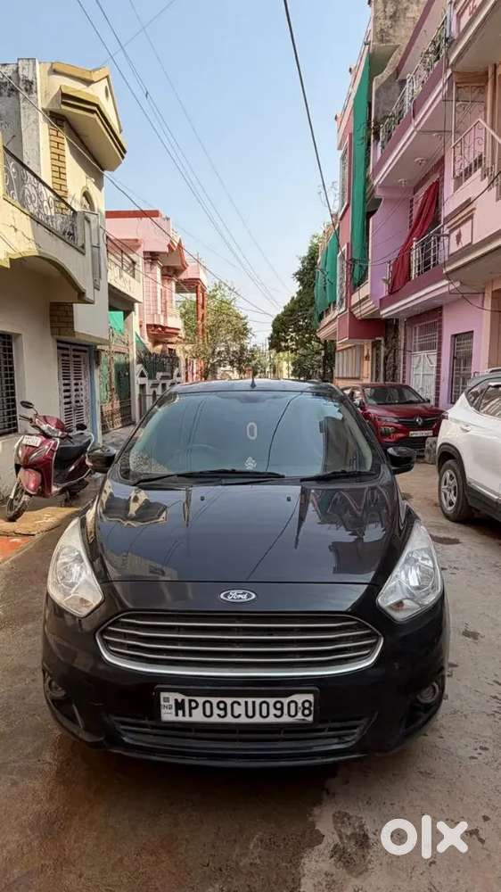 Ford Figo 2016 Petrol Well Maintained With Cng Installed.