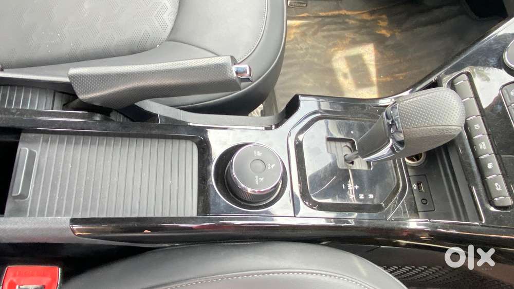 Tata Nexon 1.2 Revotron Xza Plus (o) Amt, 2021, Petrol
