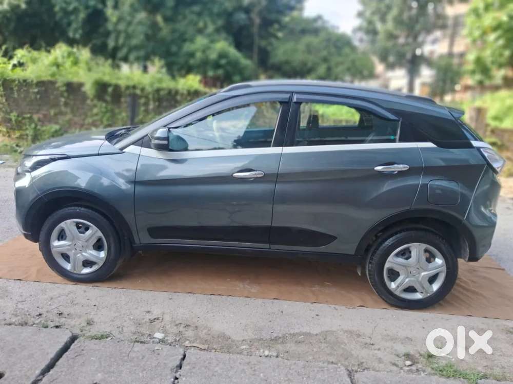 Tata Nexon 1.2 Revotron Xm (s), 2022, Petrol