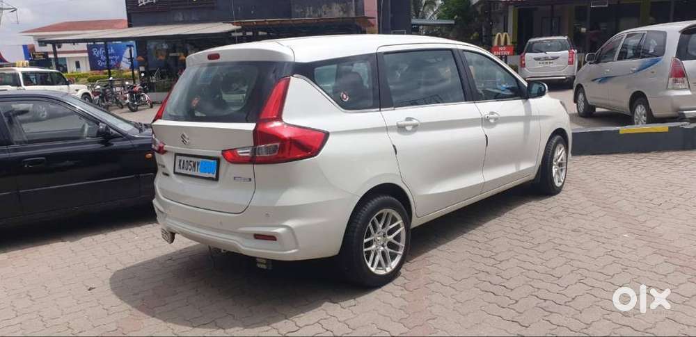 Maruti Suzuki Ertiga Smart Hybrid   Vxi 23,500 Kms Driven.