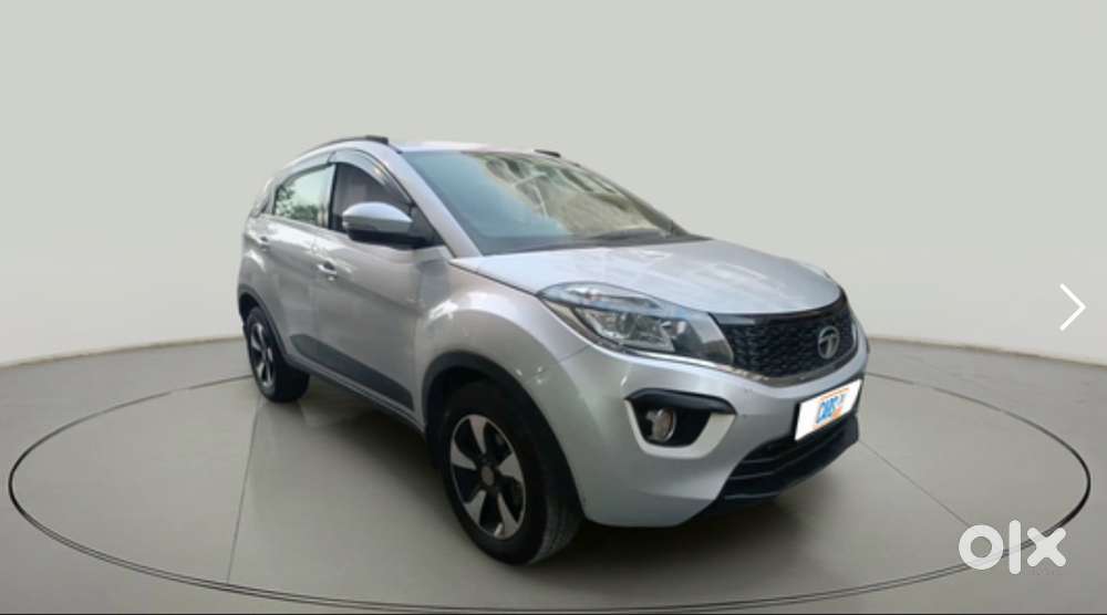 Tata Nexon Petrol Amt 2018
