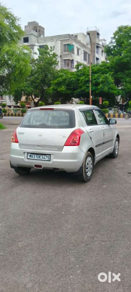Maruti Suzuki Swift Vxi, 2010, Petrol