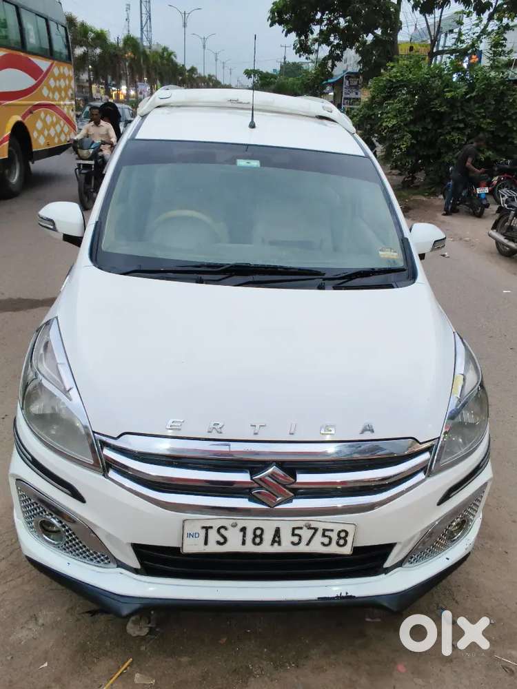 Maruti Suzuki Ertiga 2017 Diesel 124000 Km Driven