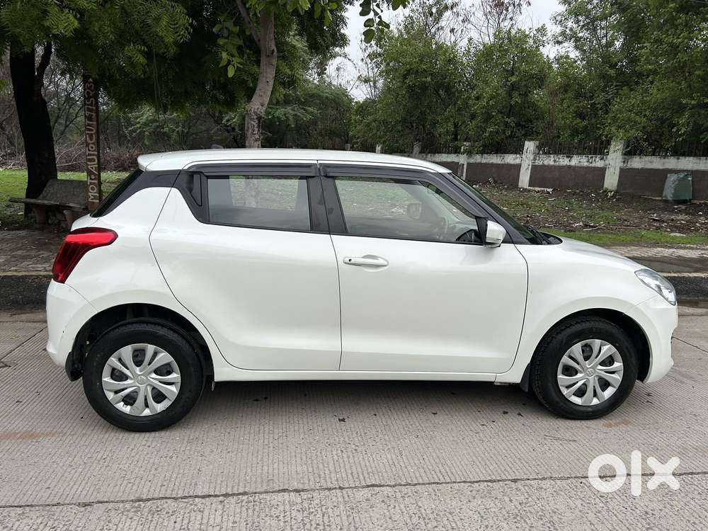 Maruti Suzuki Swift, 2023, Petrol
