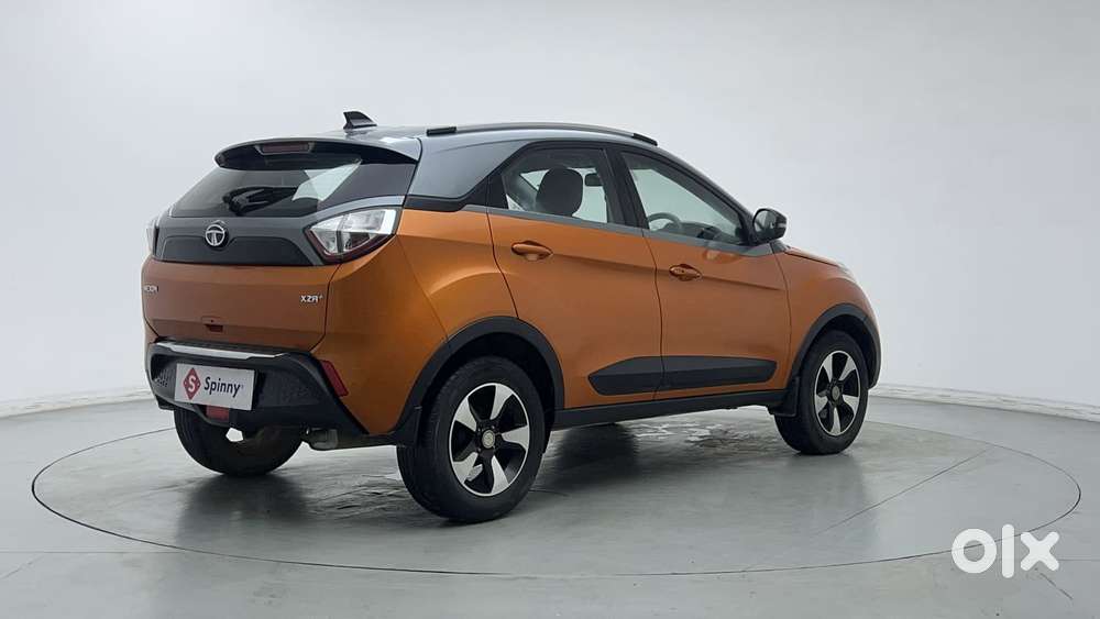 Tata Nexon 1.2 Revotron Xza Plus (o) Dual Tone, 2018, Petrol