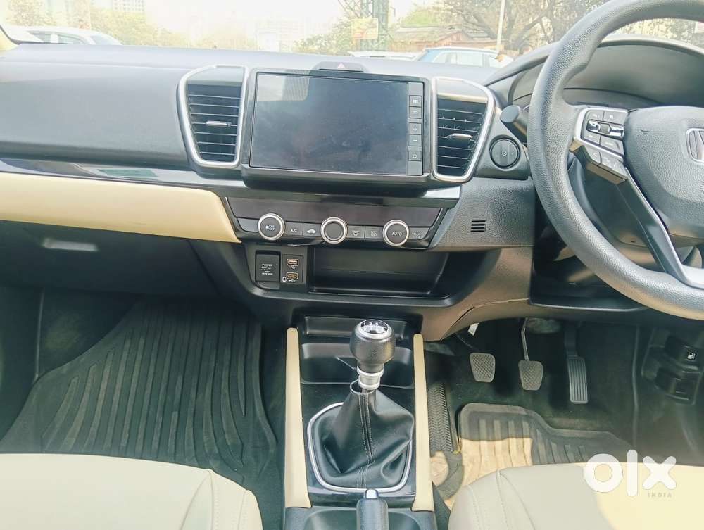 Honda City 1.5 V 5th Gen I-vtec Mt, 2023, Petrol