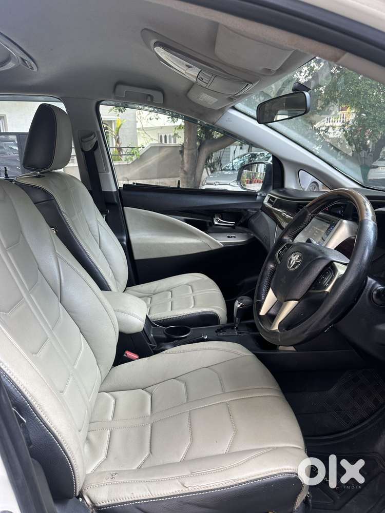 Toyota Innova Crysta 2.8z Automatic, 2017, Diesel