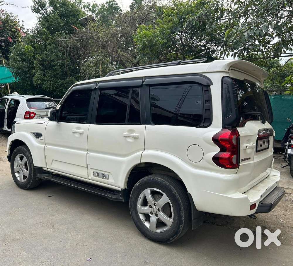 Mahindra Scorpio 2018 Diesel Well Maintained