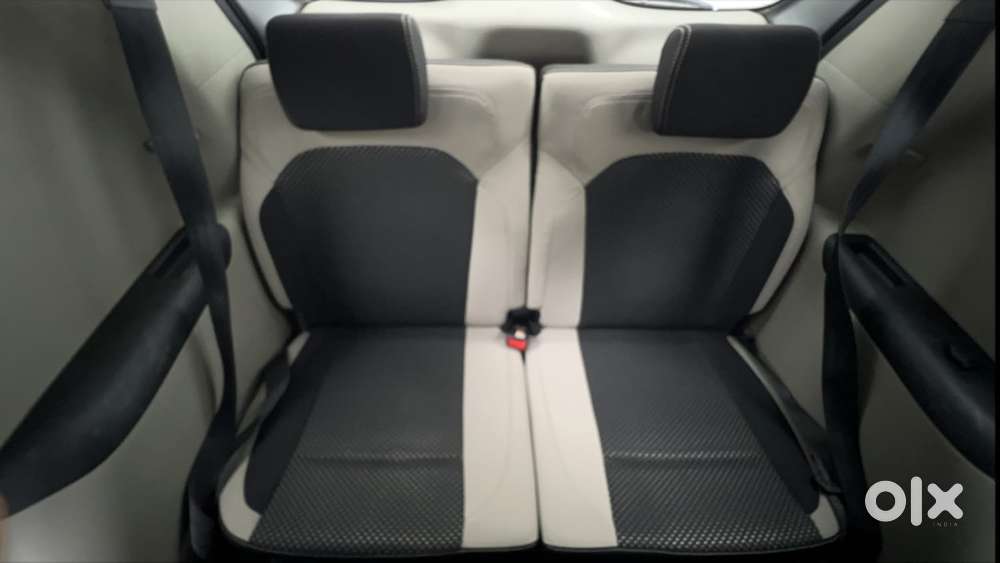 Renault Triber Rxz Easy-r Amt, 2022, Petrol
