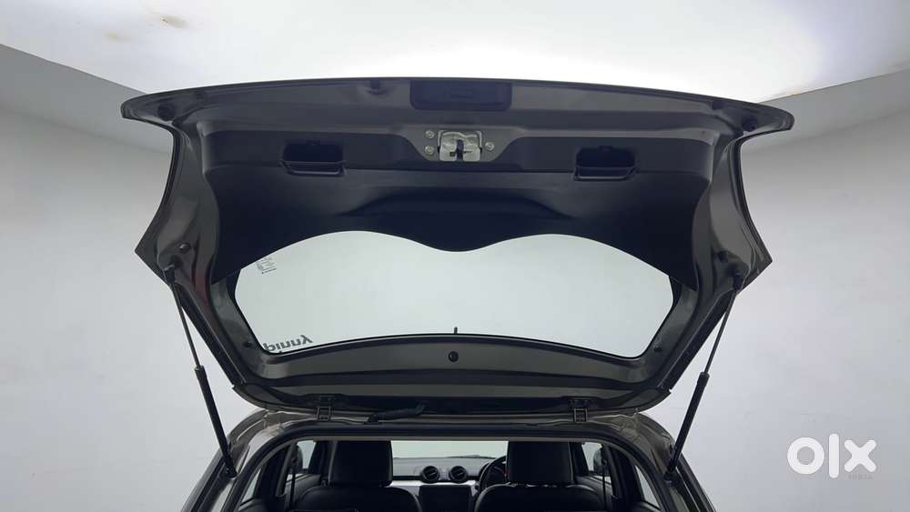 Maruti Suzuki Swift Vvt Vxi, 2021, Petrol