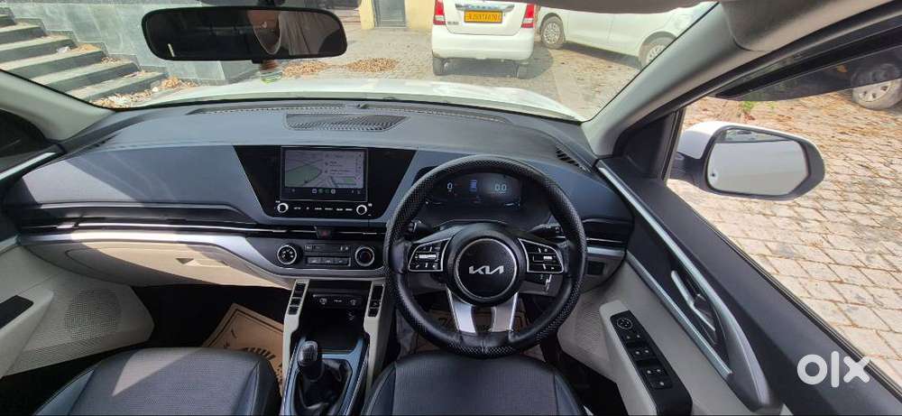 Kia Carens Premium O