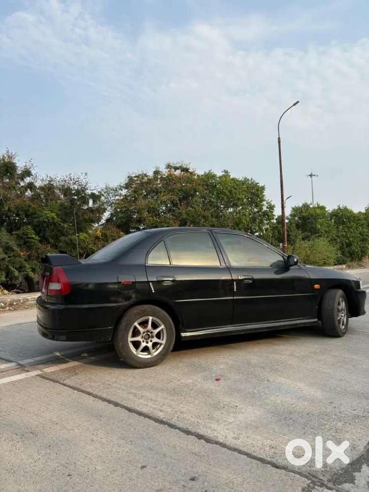 Mitsubishi Lancer Glxd 2002