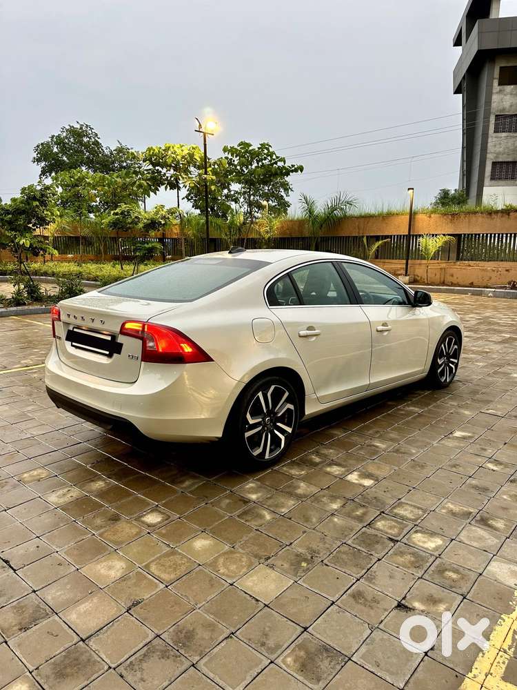 Volvo S60 Kinetic D3, 2012, Diesel