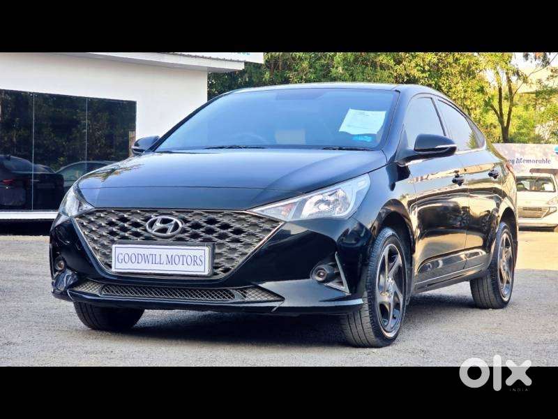 Hyundai Verna, 2023, Petrol