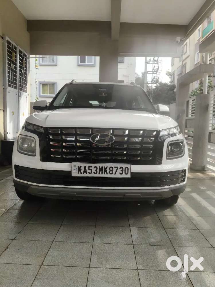 Hyundai Venue Diesel Manual 2023