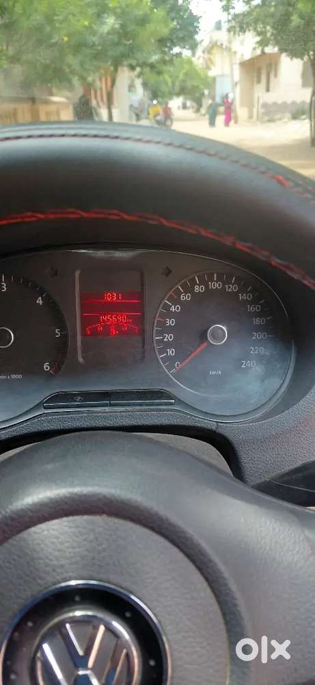 Volkswagen Polo 2011 Diesel 150000 Km Driven