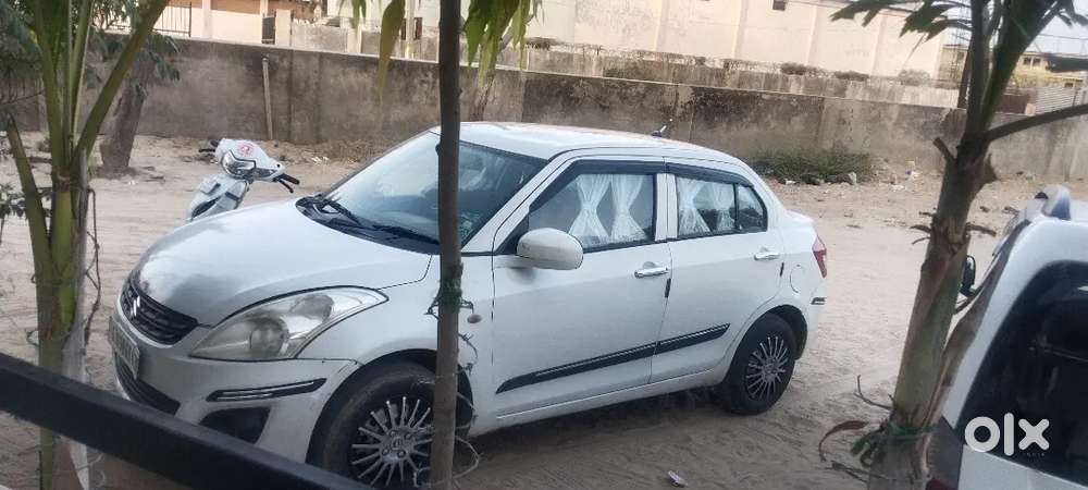 Maruti Suzuki Dzire 2014 Cng & Hybrids 121000 Km Driven
