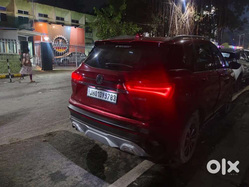 Mg Hector Plus 2020 Sharp