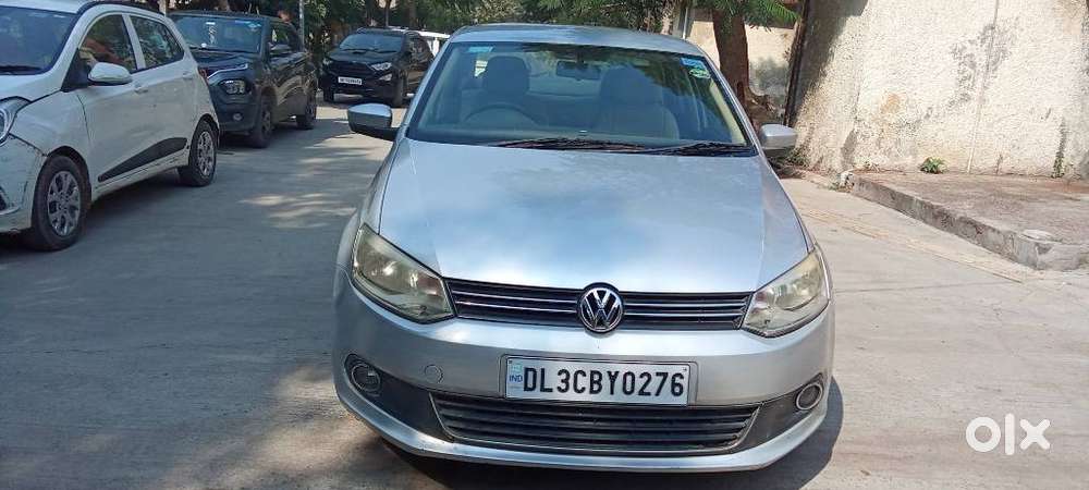 Volkswagen Vento 2010-2013 Petrol Highline, 2011, Petrol