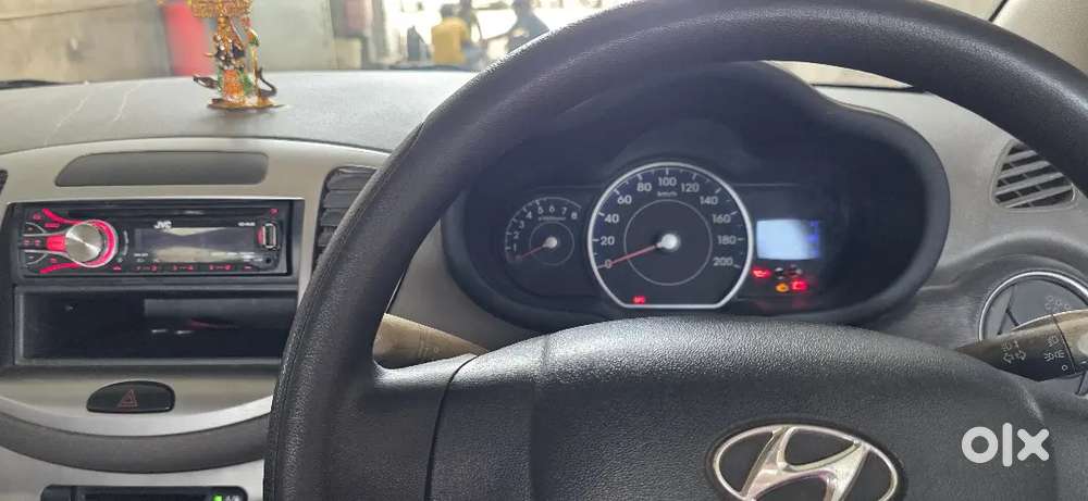 Hyundai I10 2012 कार