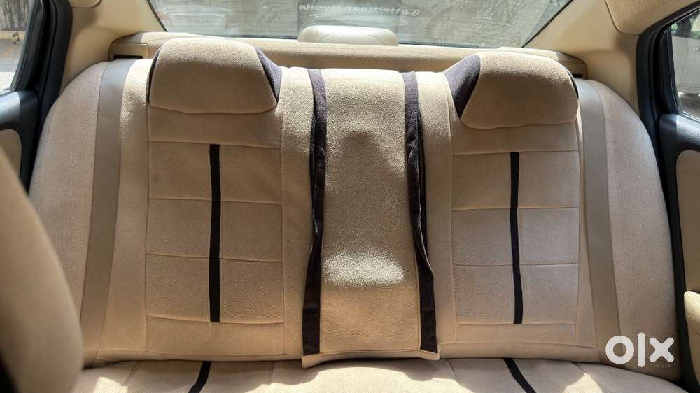 Honda City V 2015 1.5 Diesel Turbo I-dtech Metallic Brown Colour