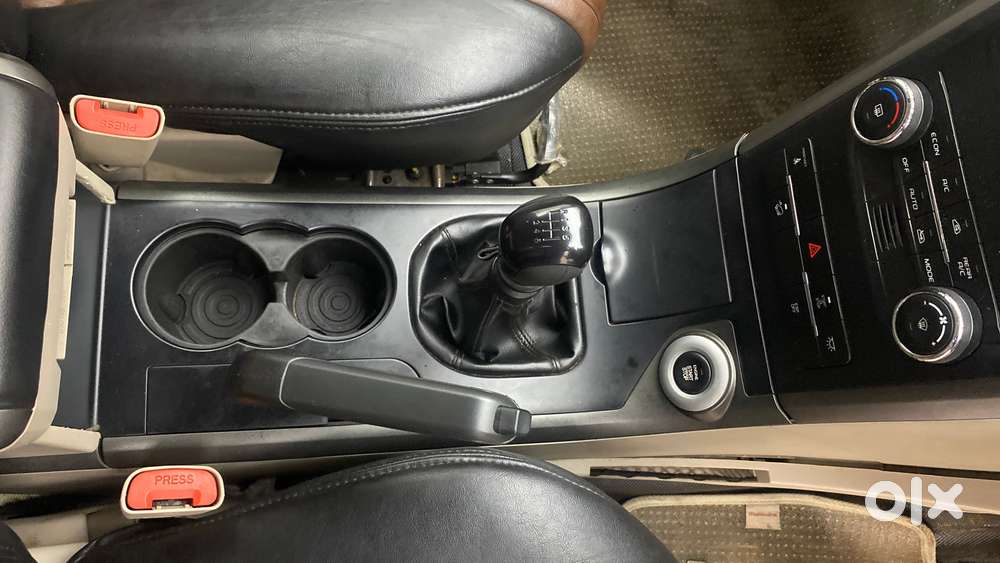 Mahindra Xuv500 2.2 W10, 2015, Diesel