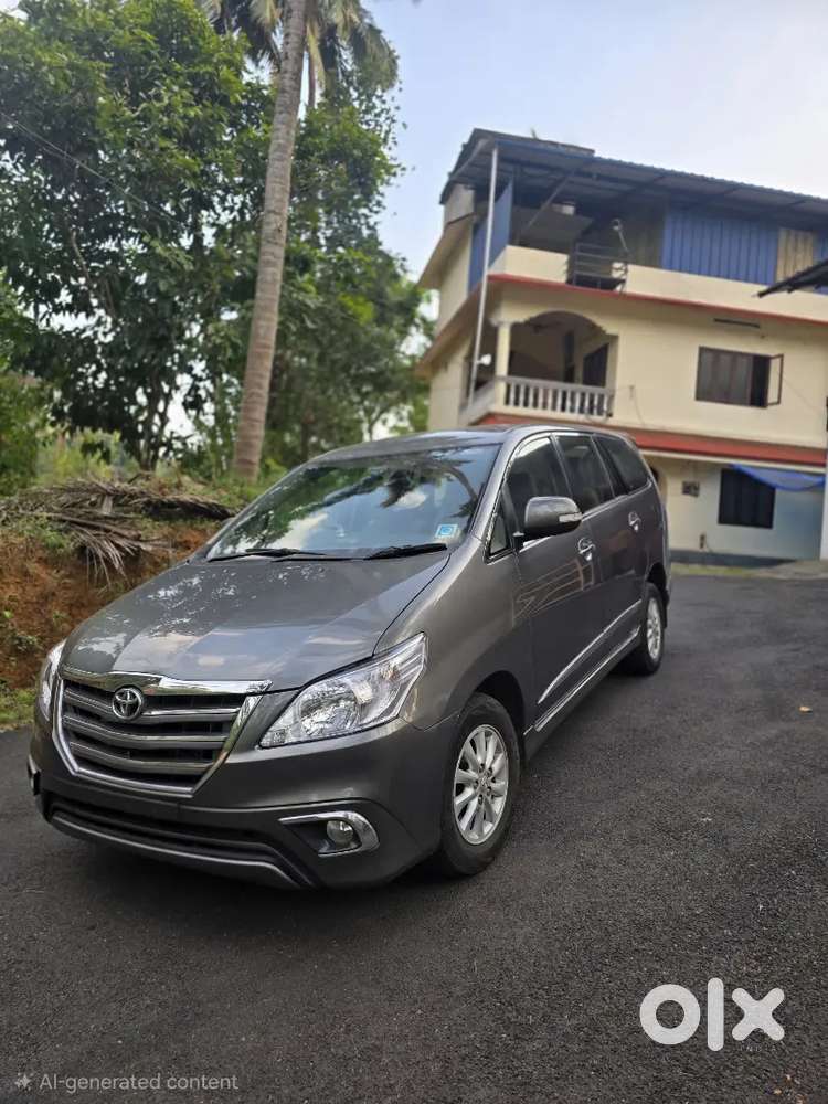 Toyota Innova 2014 Diesel Well Maintained Orginal Kerala Grey Colour