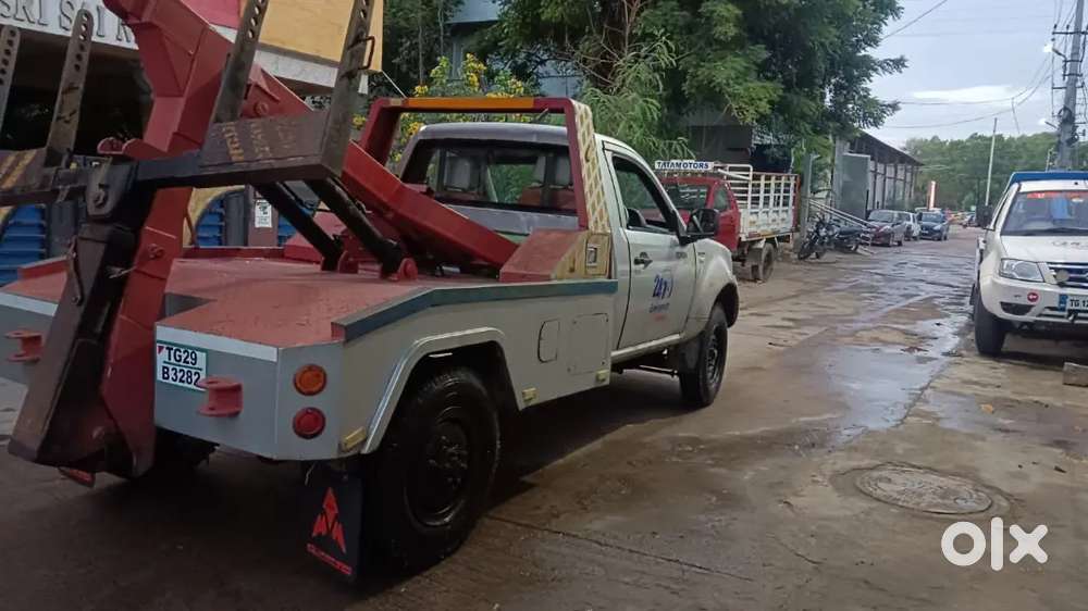 Tata Xenon Di Towing Van