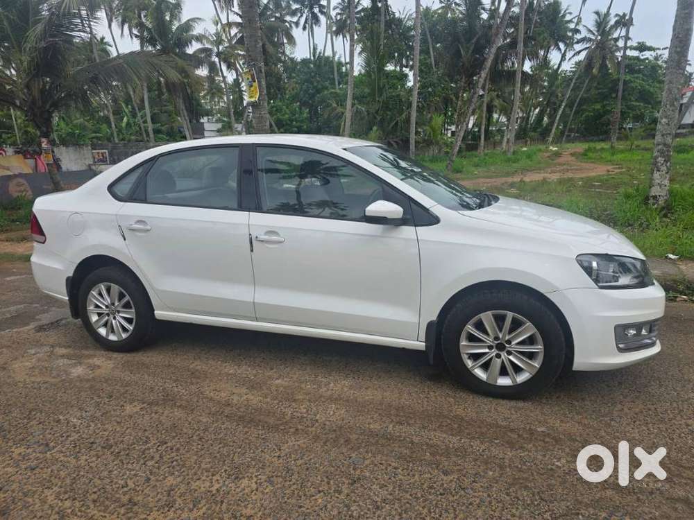 Volkswagen Vento Petrol Highline At, 2016, Petrol