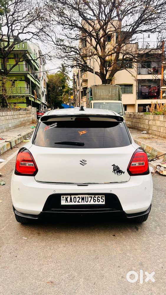 Maruti Suzuki Swift 1.3 Zxi, 2023, Petrol