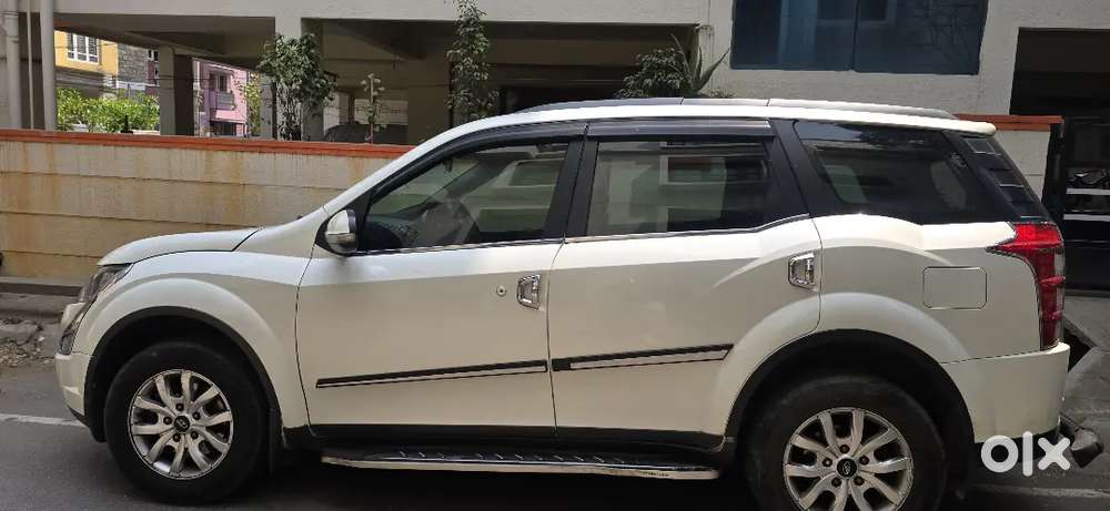 Mahindra Xuv500 20155 Diesel 190323 Km Driven