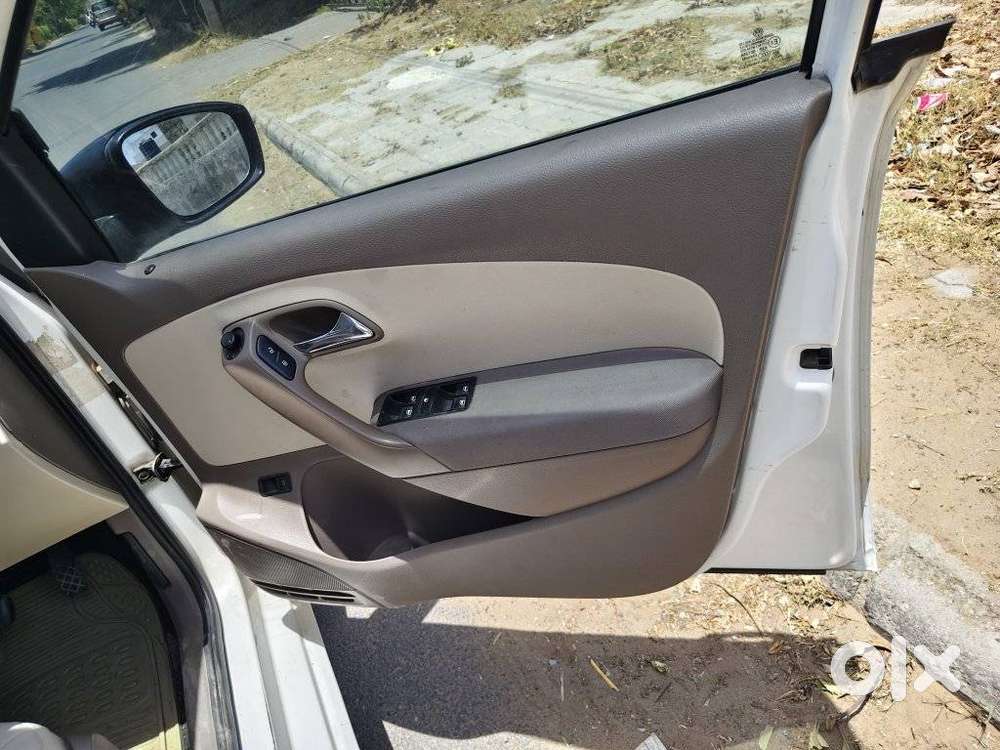 Skoda Rapid Elegance 1.6 Tdi Cr Manual, 2012, Diesel