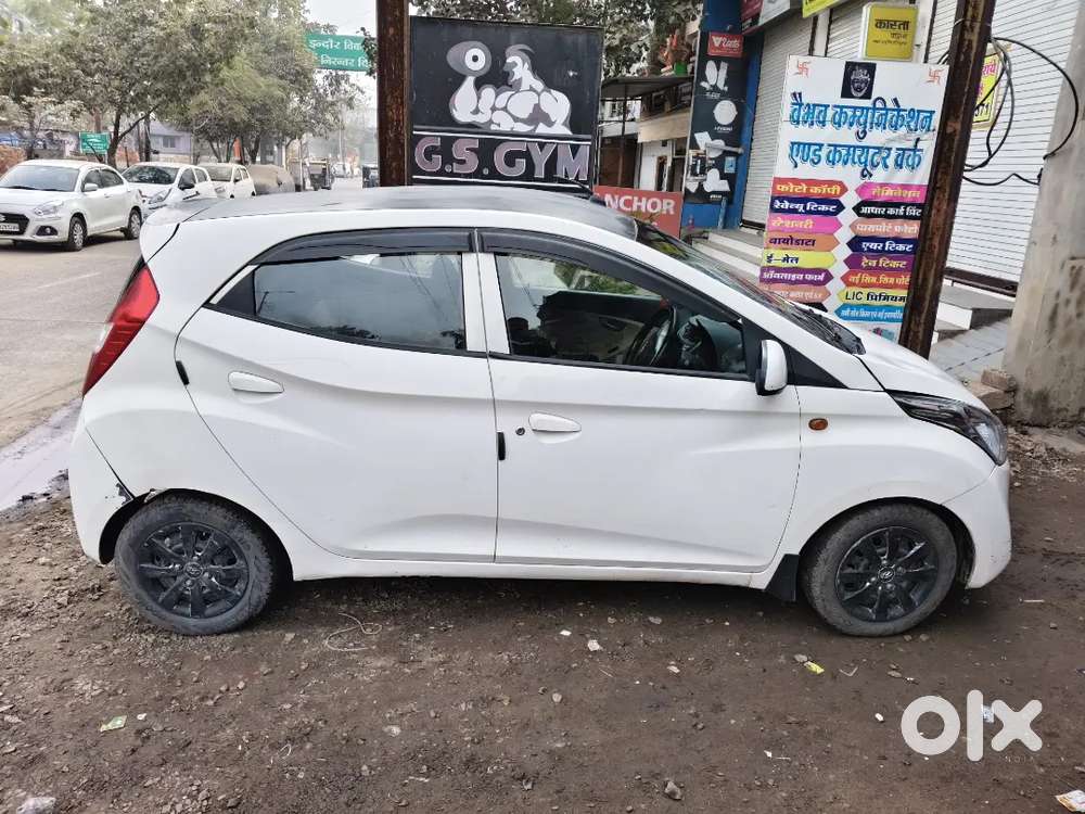 Hyundai Eon Sportz 2012