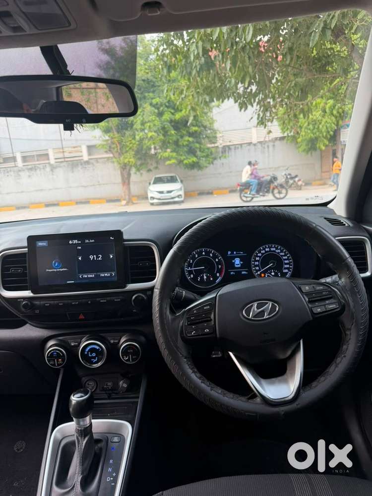 Hyundai Venue Petrol 2019