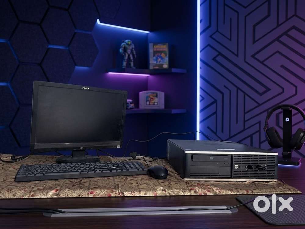 Hp sff pc with keyboard mouse and monitor
