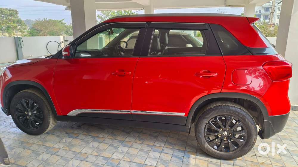 Maruti Suzuki Brezza 1.5 Zxi At Smart Hybrid, 2021, Petrol