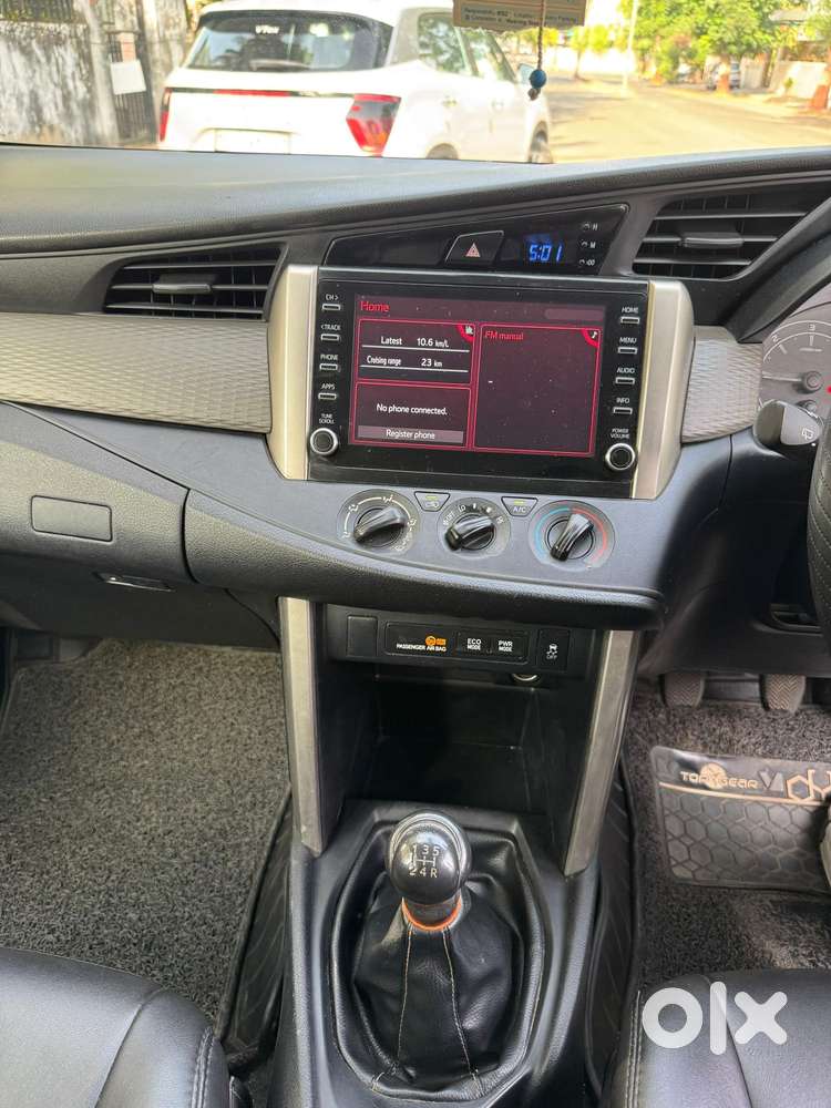Toyota Innova Crysta 2.7 Gx Mt, 2021, Diesel