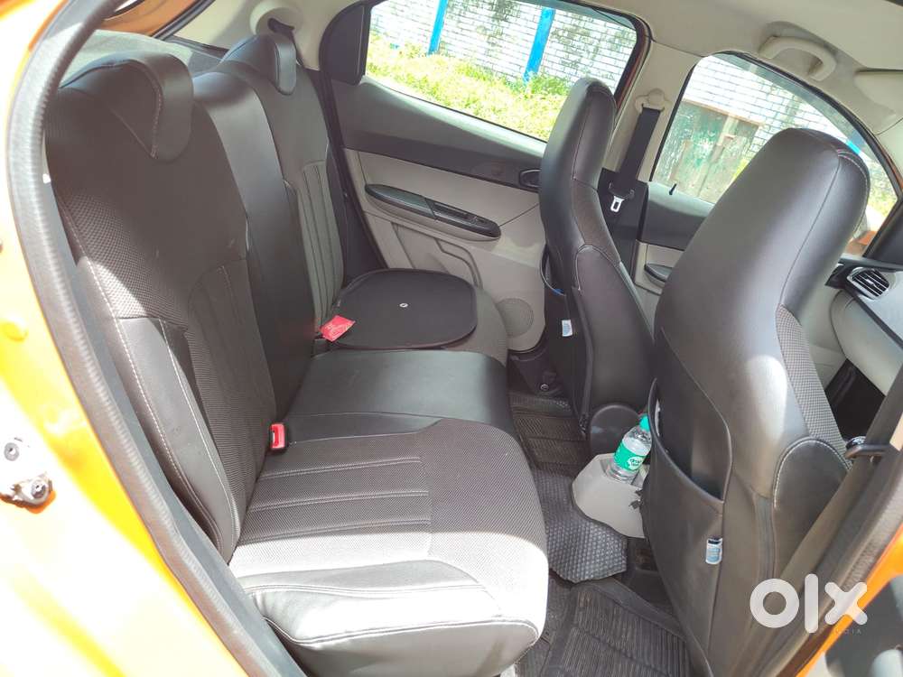 Tata Tiago 1.2 Revotron Xt, 2016, Petrol