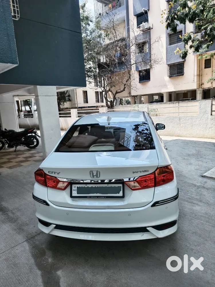 Honda City 2022 Petrol 24000 Km Driven And Clean