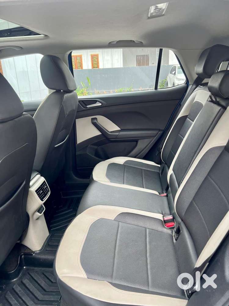 Volkswagen Taigun 1.0 Tsi Topline At, 2023, Petrol
