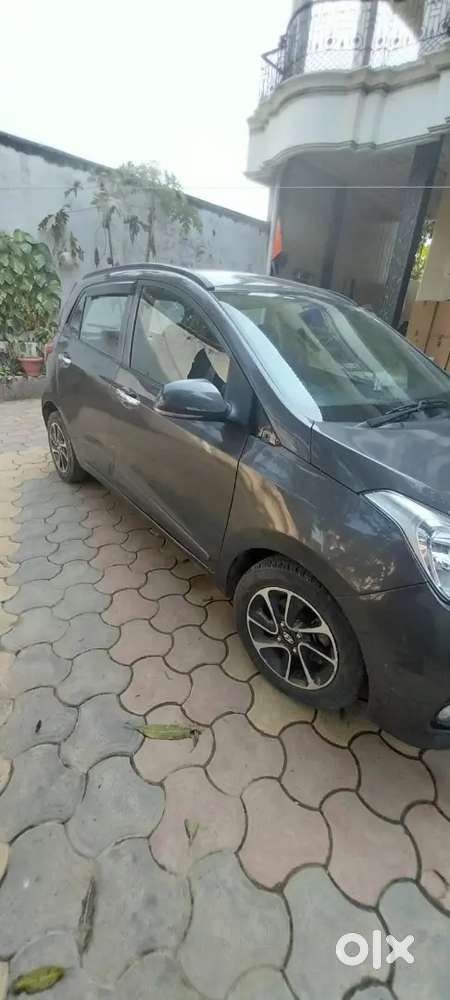 Hyundai Grand I10 2018 Petrol 74000 Km Driven