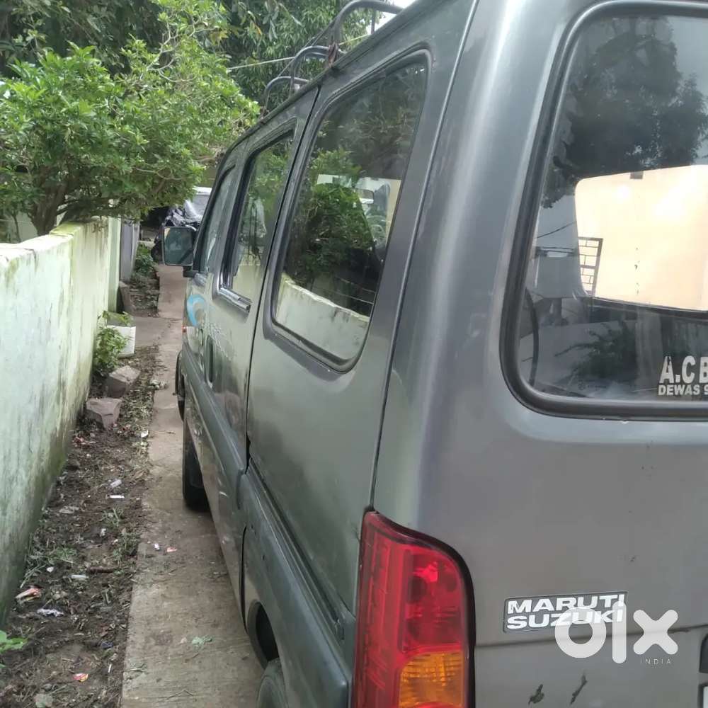 Maruti Suzuki Eeco 2011