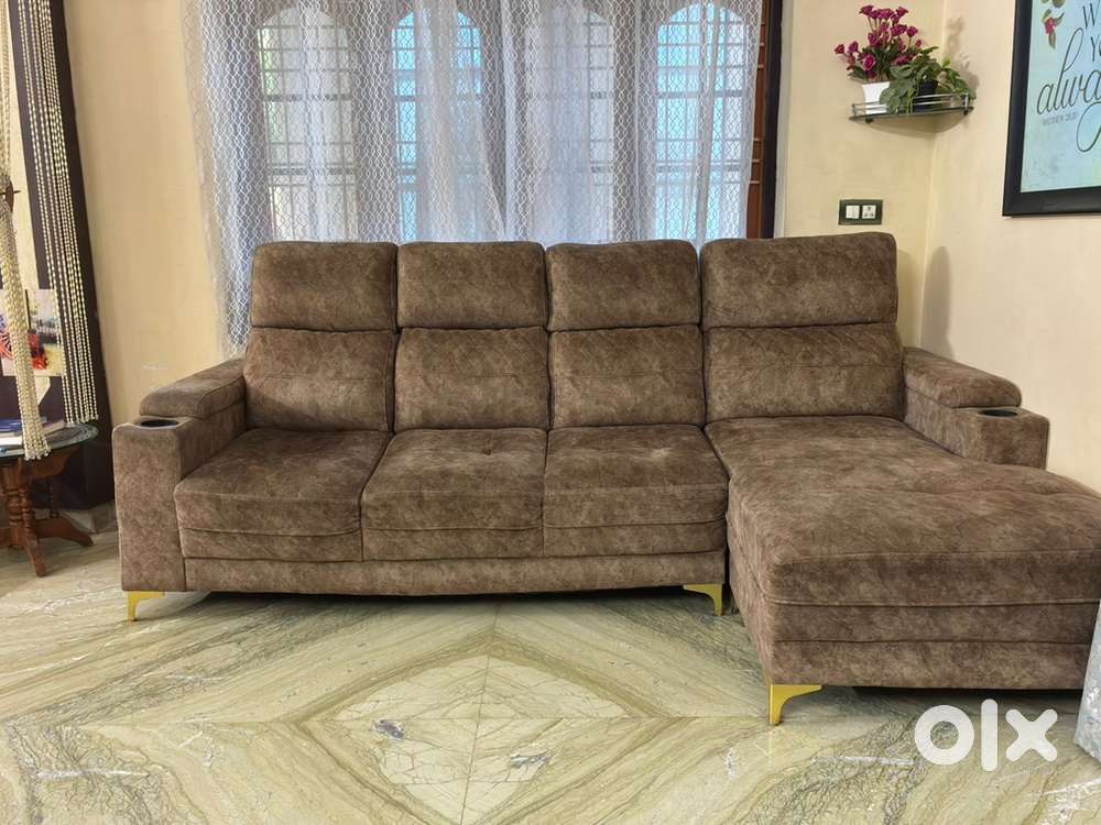 Brown L-Shaped Sofa Set