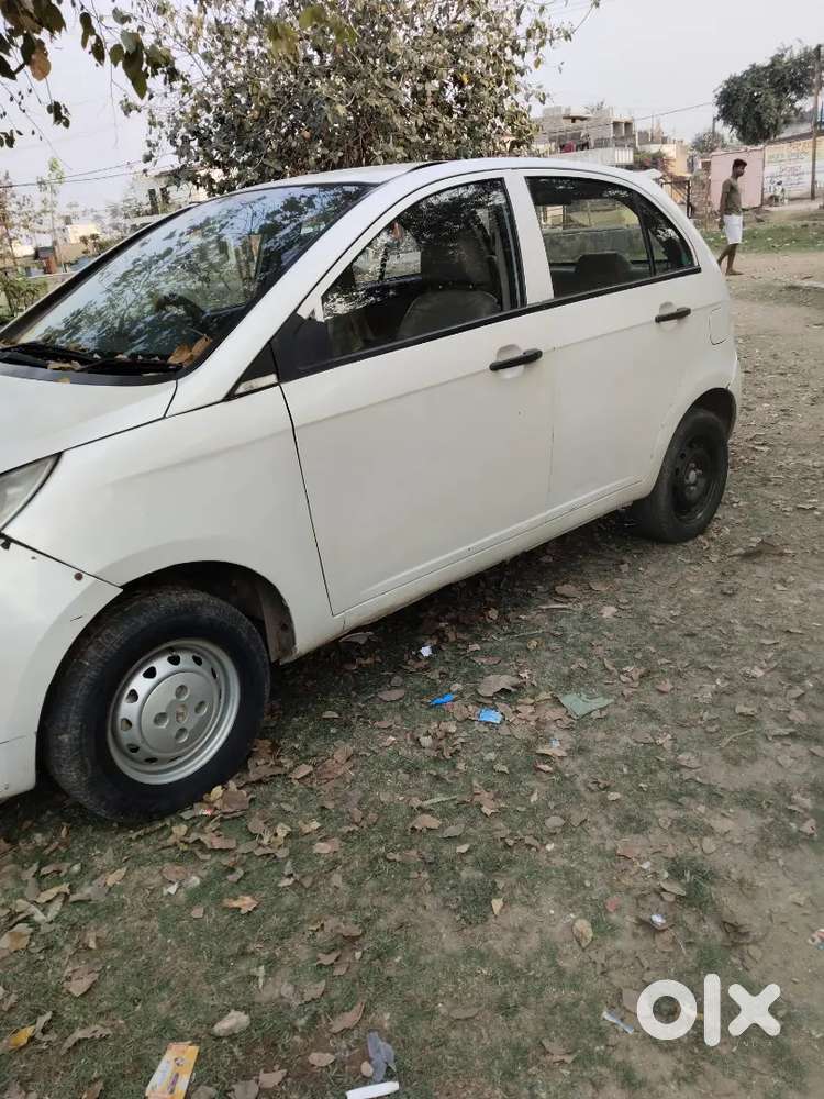 New कंडीशन में है गाड़ी