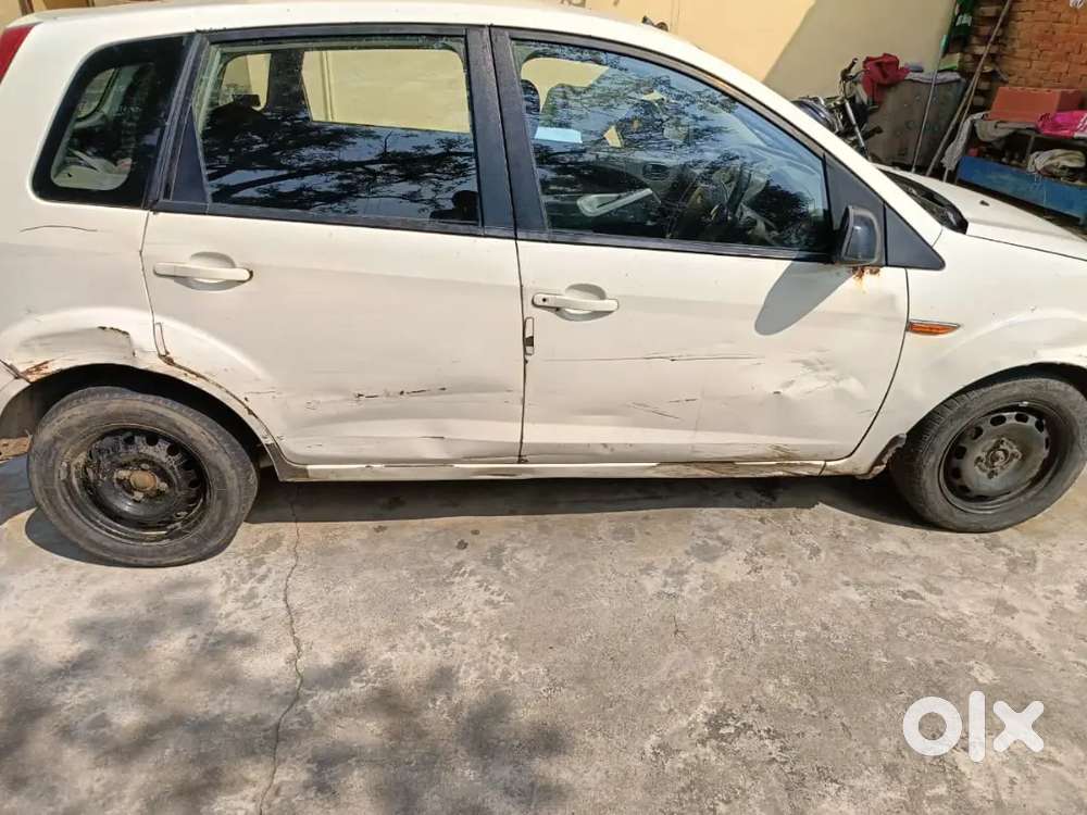Ford Figo 2012 Diesel 115000 Km Driven