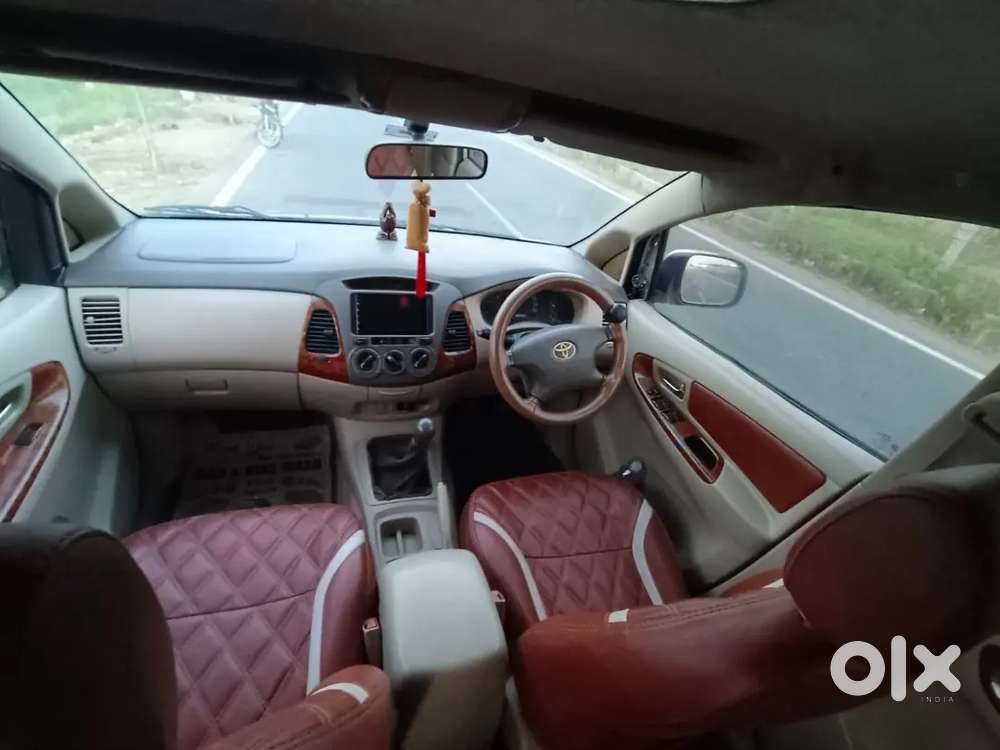 Toyota Innova 2008 Diesel 292000 Km Driven
