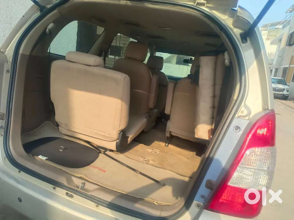 Toyota Innova 2016 Diesel Well Maintained