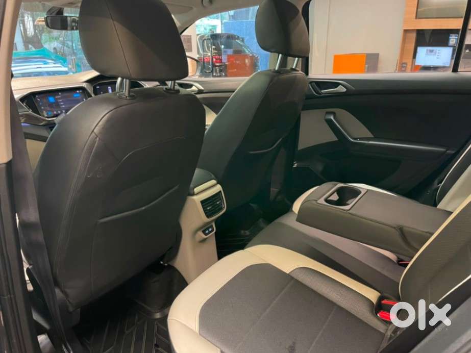 Volkswagen Taigun 1.0 Tsi Topline At, 2022, Petrol